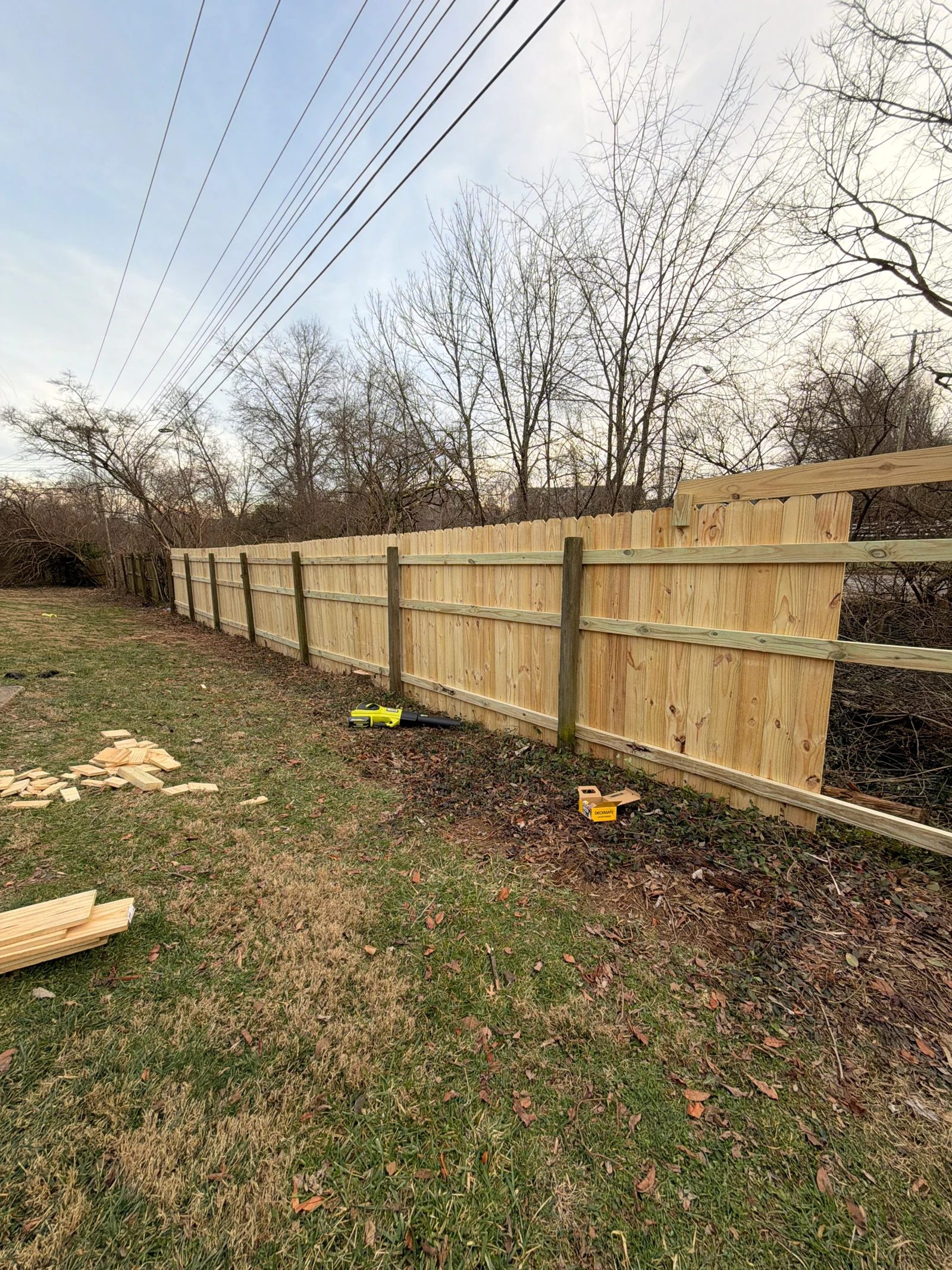 Lexington Fence — Panel Installation Detail at an Arorix customer project