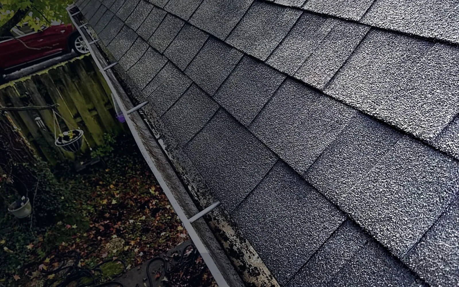 Residential gutter cleared by Arorix during a Nicholasville Kentucky gutter-cleaning visit